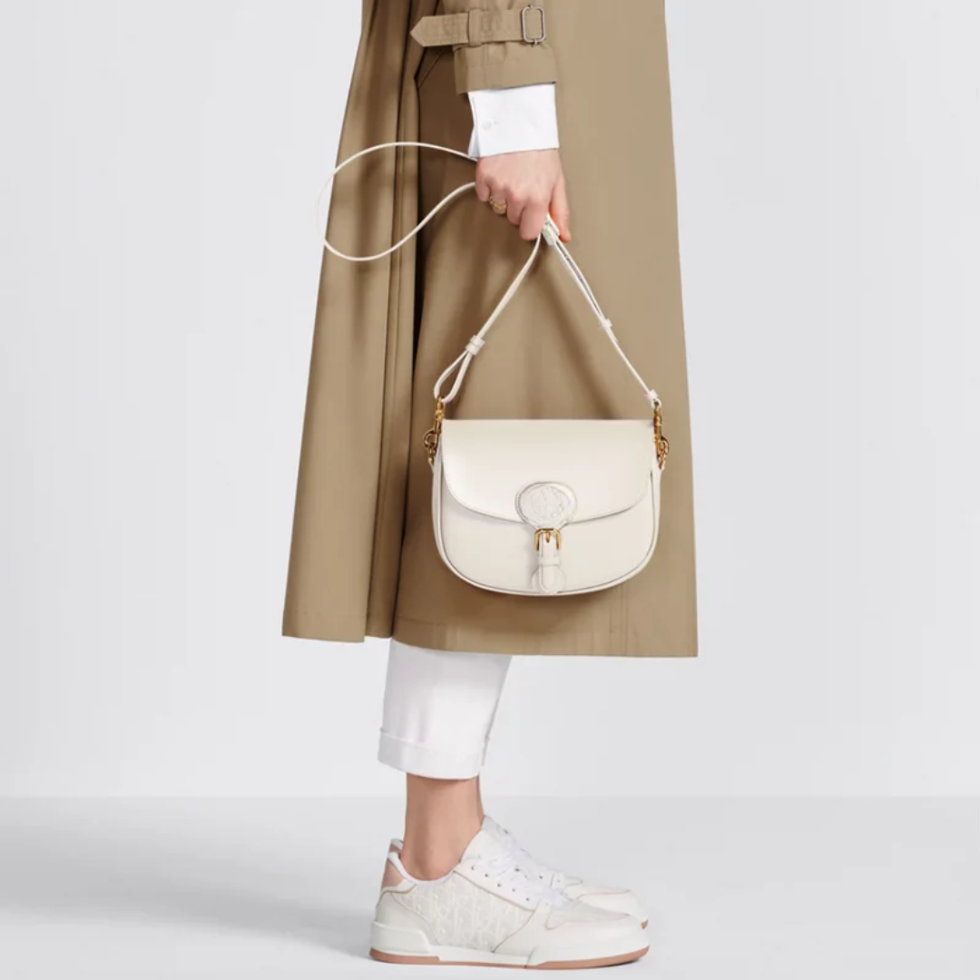 Mittelgroße Schultertasche