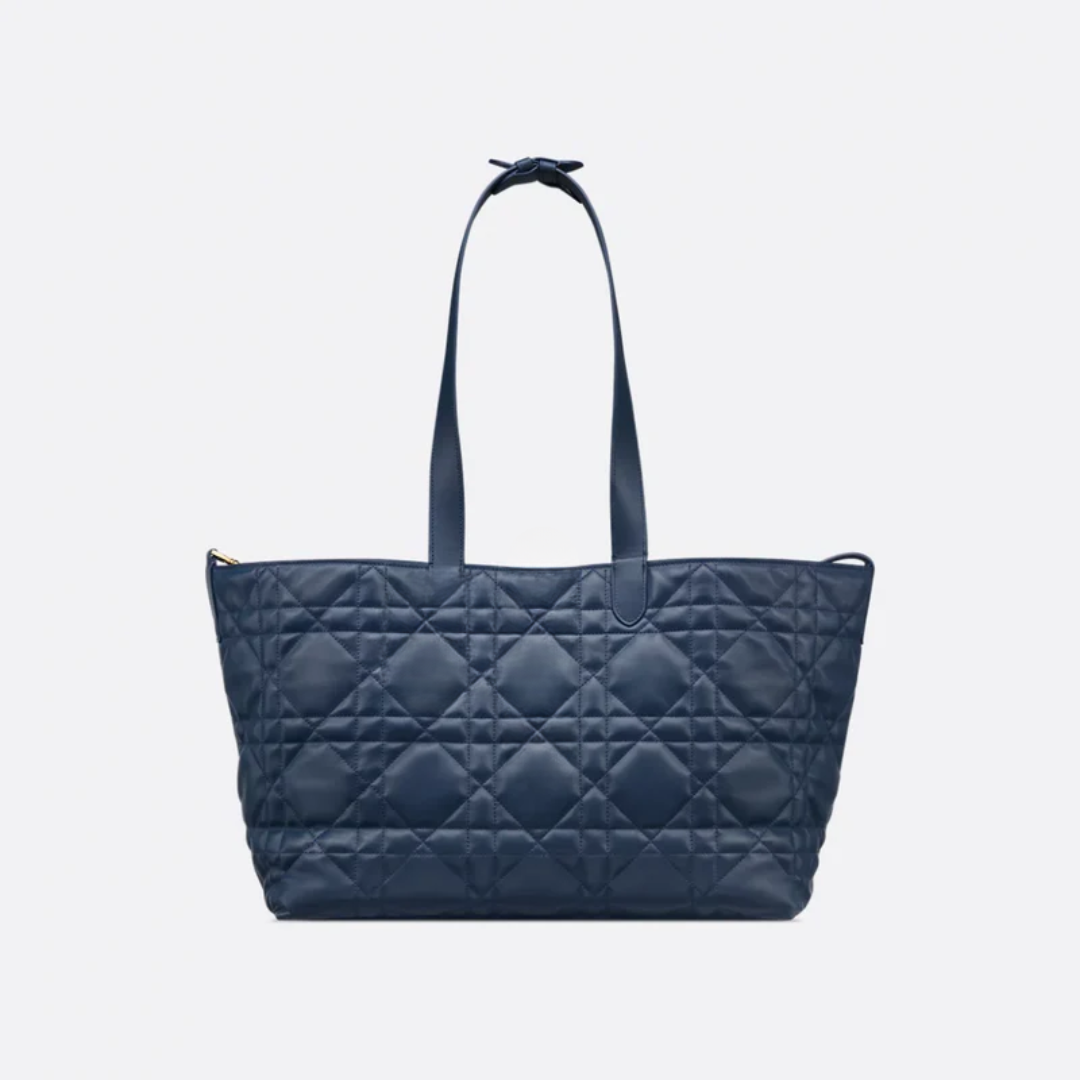 Strukturierte Schultertasche